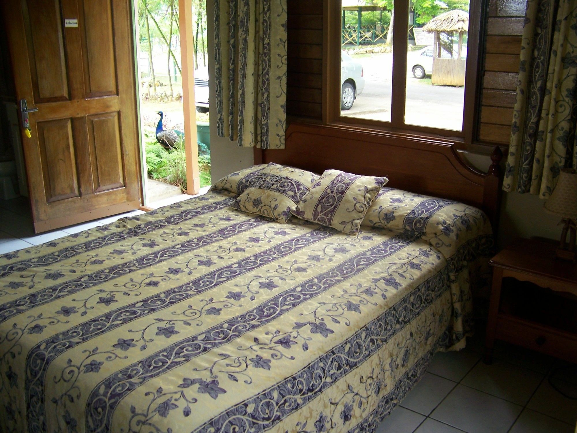 Rhodes Beach Resort Negril Orange Bay Esterno foto